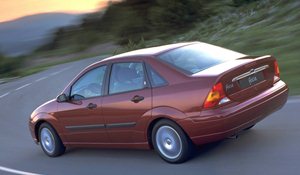 Foto da primeira geração do Ford Focus Sedan (1998-2008)