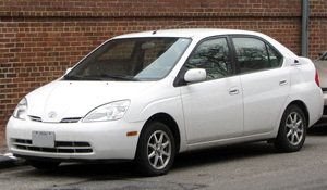 Foto da primeira geração do Toyota Prius (1997-2003)