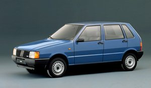 Foto da primeira geração do Fiat Uno (1983-1989)